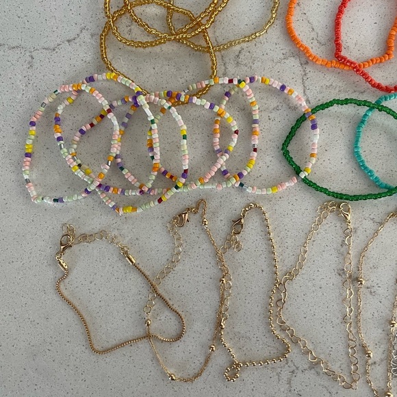 Beaded Bracelet Assortment Qty. 41 NWOT - Picture 5 of 7